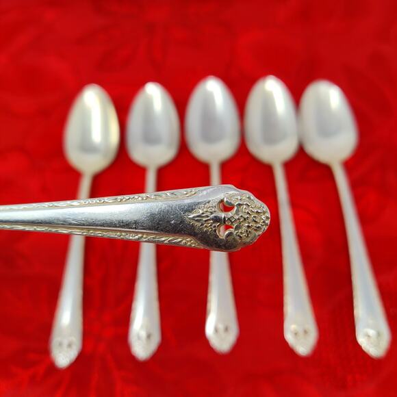 6 TeaSps Holmes & Edwards LOVELY LADY Teaspoons International Silver Plate 1937 - Picture 2 of 16